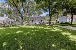 2657 Elmwood Ave, Ann Arbor, MI 48104 - Photo 3