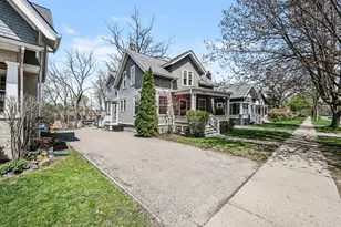 1028 W Liberty St, Ann Arbor, MI 48103 - Photo 3
