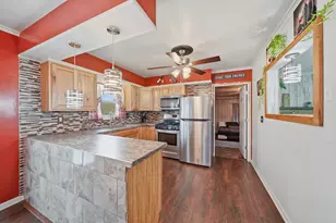 220 Meadow Ln, Jackson, MI 49203 - Photo 7