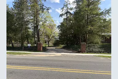 250 Plymouth Avenue SE #5, East Grand Rapids, MI 49506 - Photo 3