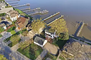 1755 S Shore Dr, Holland, MI 49423 - Photo 55