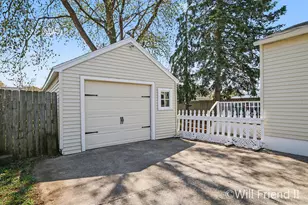 146 40th St SW, Grand Rapids, MI 49548 - Photo 3