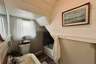 420 N Robert St, Ludington, MI 49431 - Photo 23
