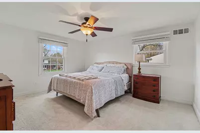 3028 Caswell Drive, Troy, MI 48084 - Photo 13