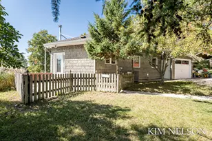 925 S Lake St, Whitehall, MI 49461 - Photo 7