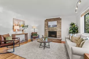 385 Hazelwood Ave, Ann Arbor, MI 48103 - Photo 11