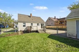 718 Colrain St SW, Wyoming, MI 49509 - Photo 27