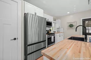 816 W Montcalm St, Greenville, MI 48838 - Photo 7
