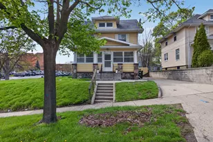 302 Ellery Ave, Jackson, MI 49201 - Photo 1