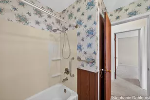 1415 Woodhaven St, Muskegon, MI 49445 - Photo 25