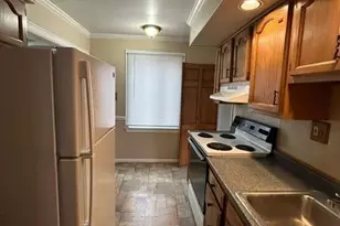 24235 Lexington Ave, Eastpointe, MI 48021 - Photo 3