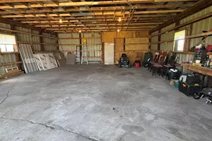 1535 W Kinley Rd, Saint Johns, MI 48879 - Photo 33