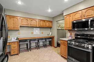 2828 W F Ave, Kalamazoo, MI 49009 - Photo 11