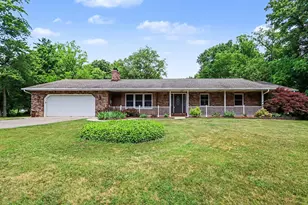 2828 W F Ave, Kalamazoo, MI 49009 - Photo 1