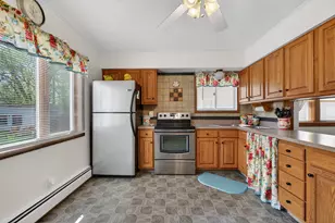 911 E McDevitt Ave, Jackson, MI 49203 - Photo 13