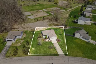 2081 Winston View Dr NE, Cedar Springs, MI 49319 - Photo 31