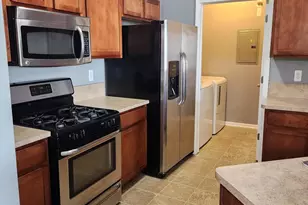 23668 Northstone Village Dr, Taylor, MI 48180 - Photo 9