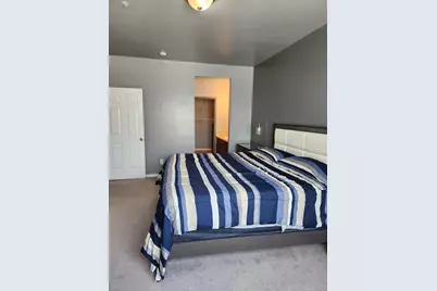 23668 Northstone Village Drive, Taylor, MI 48180 - Photo 13