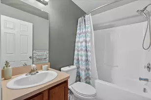 23668 Northstone Village Dr, Taylor, MI 48180 - Photo 27