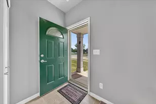 23668 Northstone Village Dr, Taylor, MI 48180 - Photo 5
