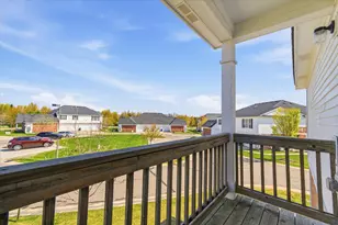 1304 Riversedge Dr, Saline, MI 48176 - Photo 9