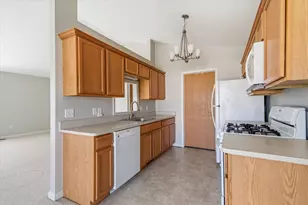 1304 Riversedge Dr, Saline, MI 48176 - Photo 11