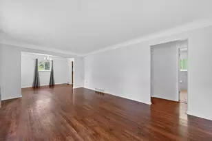 23100 Mapleridge Dr, Southfield, MI 48075 - Photo 9