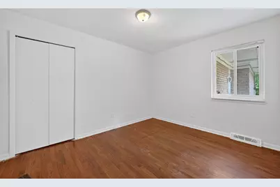 23100 Mapleridge Drive, Southfield, MI 48075 - Photo 13