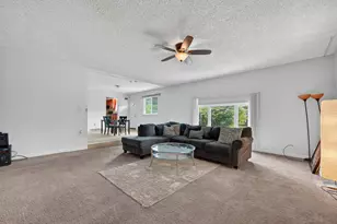 23100 Mapleridge Dr, Southfield, MI 48075 - Photo 23