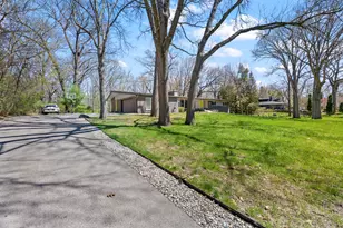 7201 Bingham Rd, Bloomfield Hills, MI 48301 - Photo 3