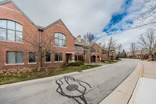844 Asa Gray Dr, Ann Arbor, MI 48105 - Photo 5