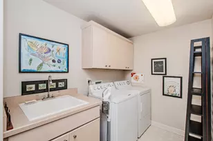 844 Asa Gray Dr, Ann Arbor, MI 48105 - Photo 55