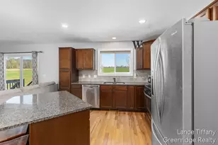 9334 Shaner Ave NE, Rockford, MI 49341 - Photo 7