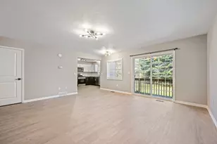 817 Tioga Park Dr, Big Rapids, MI 49307 - Photo 9