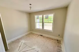 5888 Valley Point Dr SE, Caledonia, MI 49316 - Photo 11