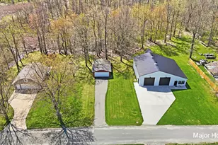 547 Eagle Point Rd, Lake Odessa, MI 48849 - Photo 43