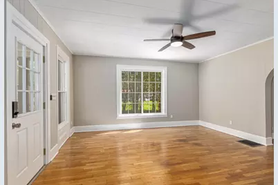 315 E Coffren Avenue, Greenville, MI 48838 - Photo 5