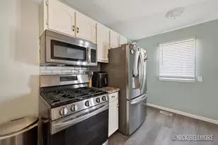 1049 Buckingham St SW, Wyoming, MI 49509 - Photo 5