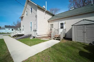 257 2nd Ave, Manistee, MI 49660 - Photo 37