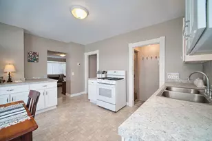 257 2nd Ave, Manistee, MI 49660 - Photo 11