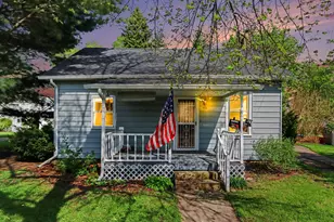 402 S Jefferson St, Sturgis, MI 49091 - Photo 1