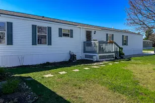 167 Maple Ct, Muskegon, MI 49445 - Photo 5