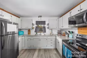 636 E Colfax St, Hastings, MI 49058 - Photo 15