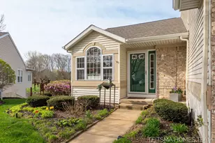 15443 Winchester Cir, Grand Haven, MI 49417 - Photo 3