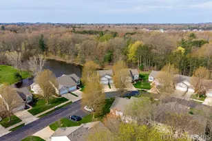 15443 Winchester Cir, Grand Haven, MI 49417 - Photo 53