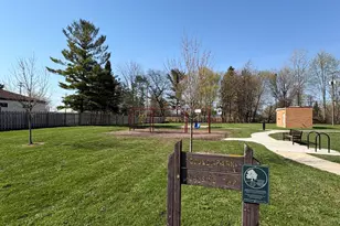 3223 Timber Dr, Lansing, MI 48917 - Photo 27