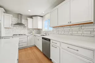 7835 Biscayne Way, Saline, MI 48176 - Photo 11