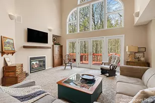 10288 Hathaway Drive, Greenville, MI 48838 - Photo 9
