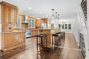 401 Stickney Ridge Rd, Grand Haven, MI 49417 - Photo 5