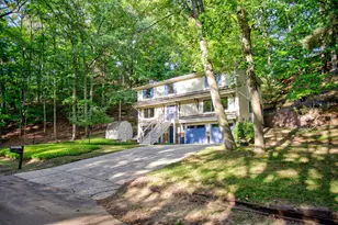 401 Stickney Ridge Rd, Grand Haven, MI 49417 - Photo 3